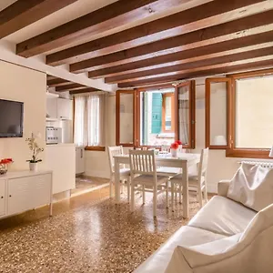 San Marco Joy By Lionhost Venice